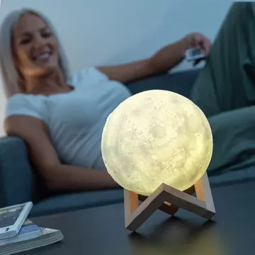 Újratölthető LED lámpa - Luna Moondy - InnovaGoods